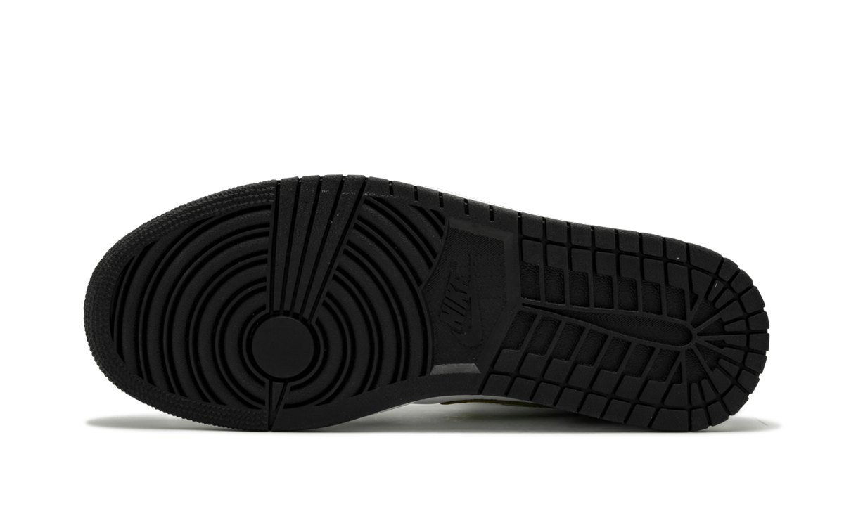 Air Jordan 1 Mid SE 5